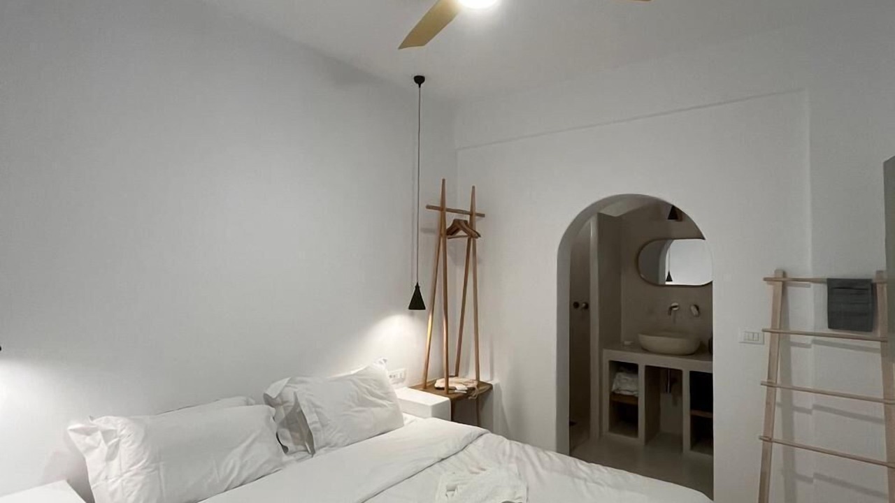Photo of Bedroom in Ios