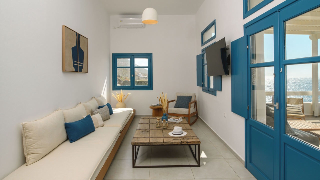 Photo of Livingroom in Aegiali