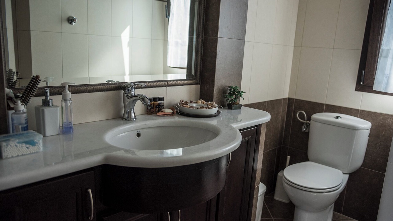 Photo of Bathroom in Anavriti