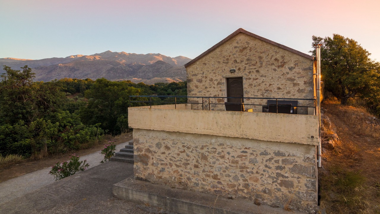 Photo of Outdoor in Kamboi