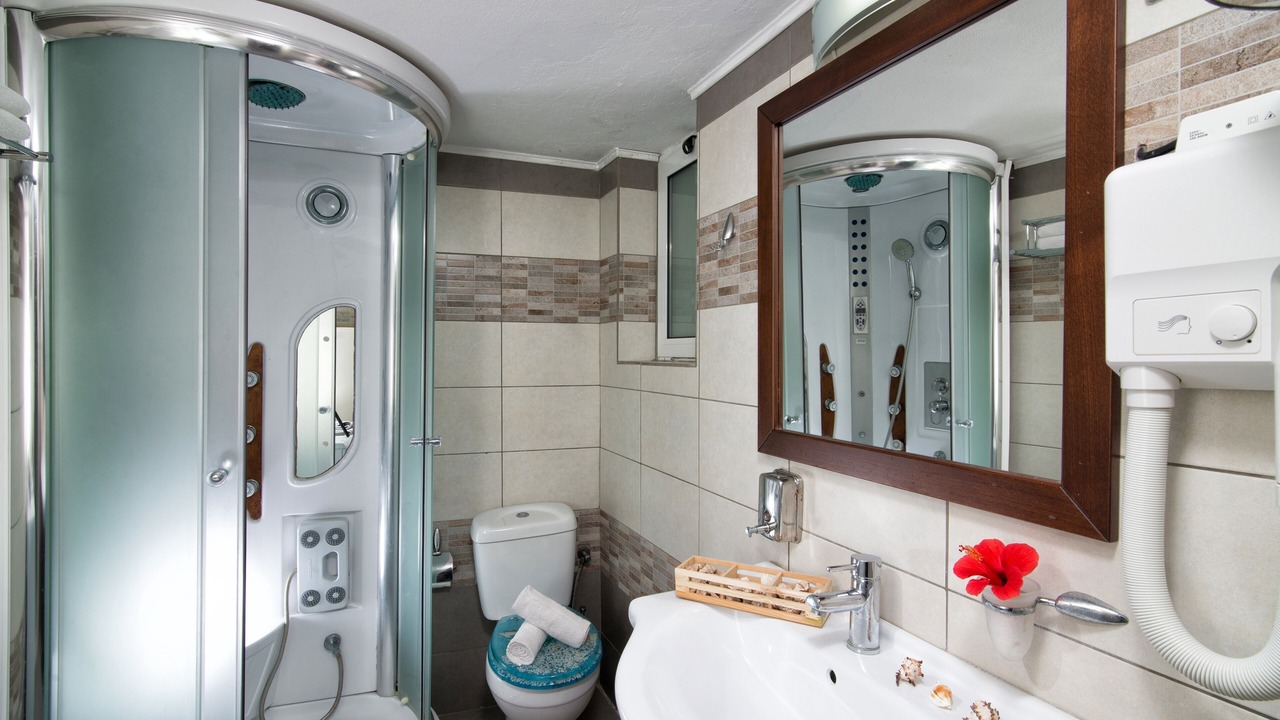 Photo of Bathroom in Limenas Chersonisou