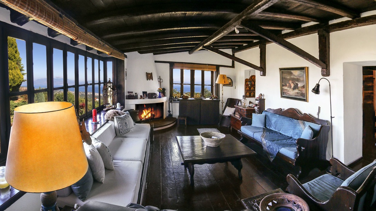 Photo of Livingroom in Egira