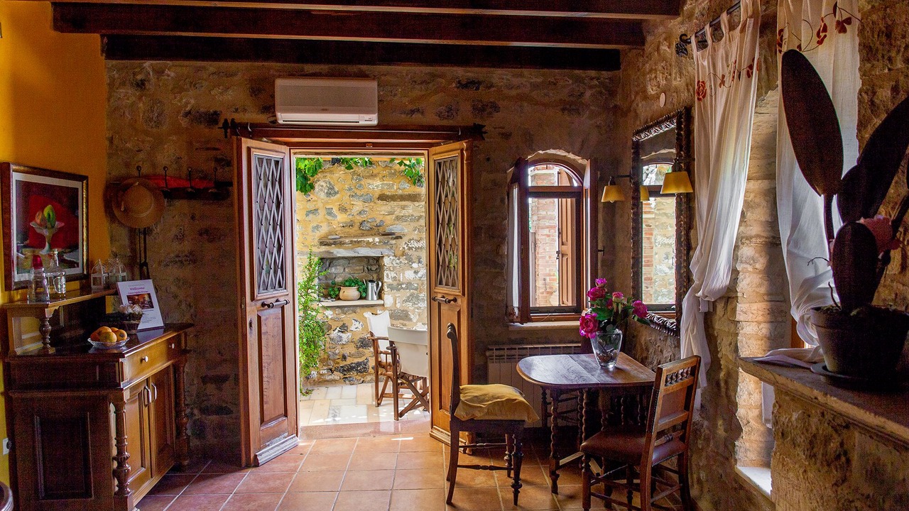 Photo of Outdoor in Anatoli