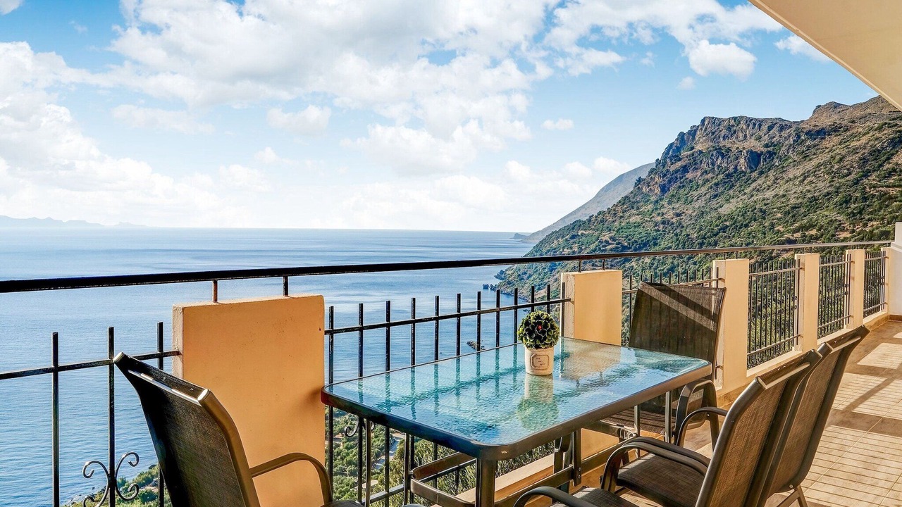 Photo of Patio Balcony in Ravdoucha