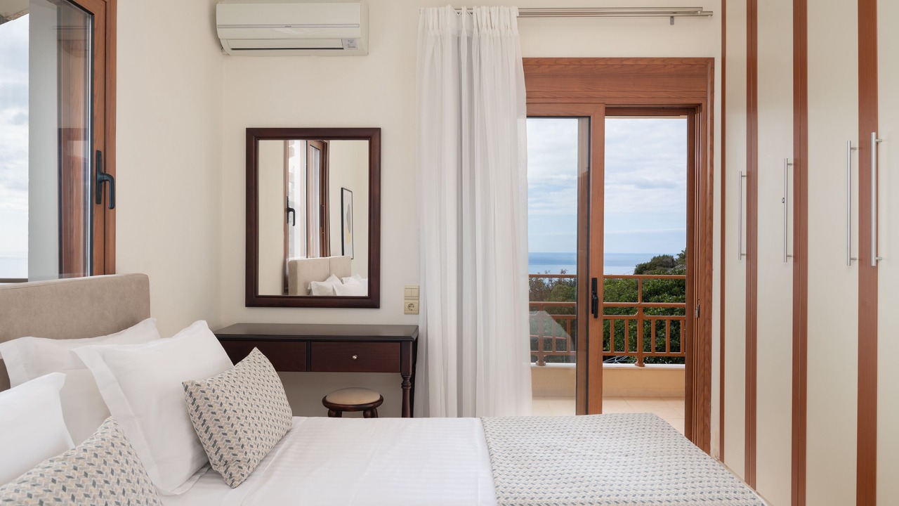 Photo of Bedroom in Triopetra
