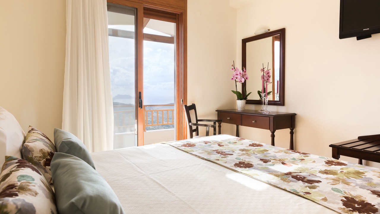 Photo of Bedroom in Triopetra