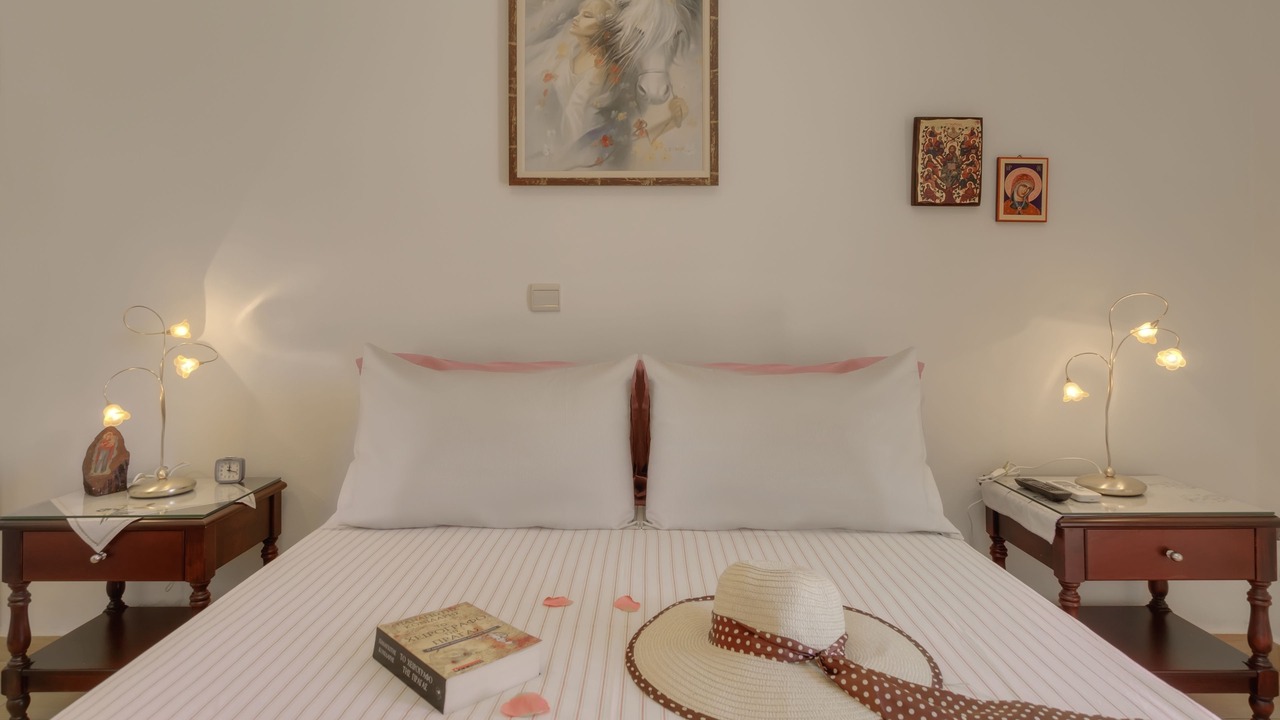 Photo of Bedroom in Triopetra