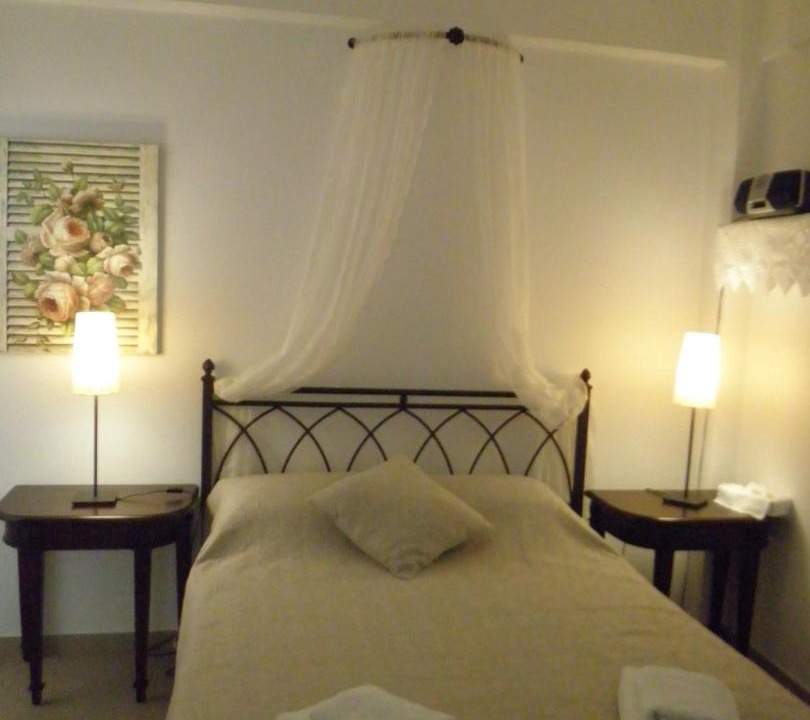 Photo of Bedroom in Platis Gialos