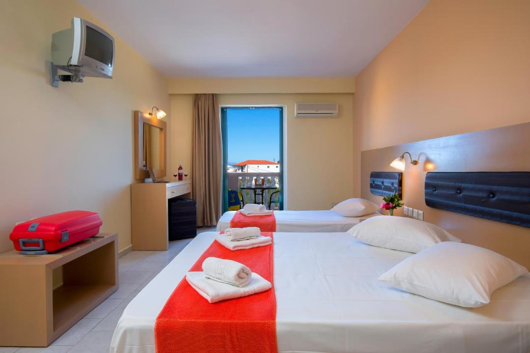 Photo of Bedroom in Amoudi
