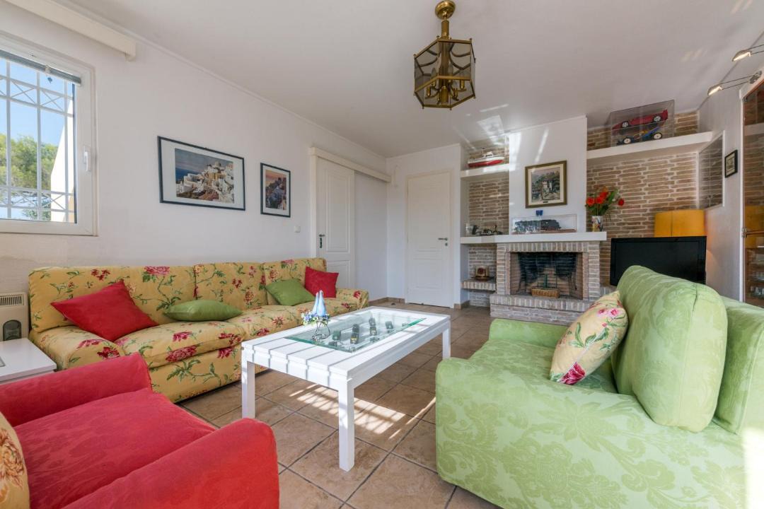 Photo of Livingroom in Lavreotiki