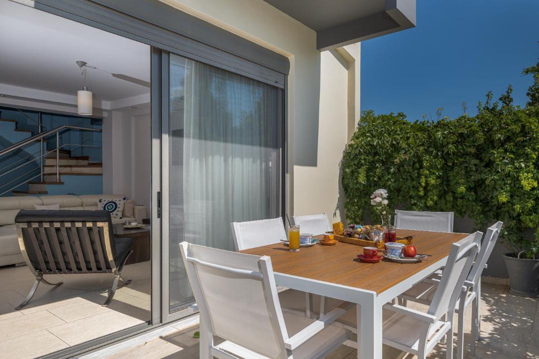 Photo of Patio Balcony in Vari