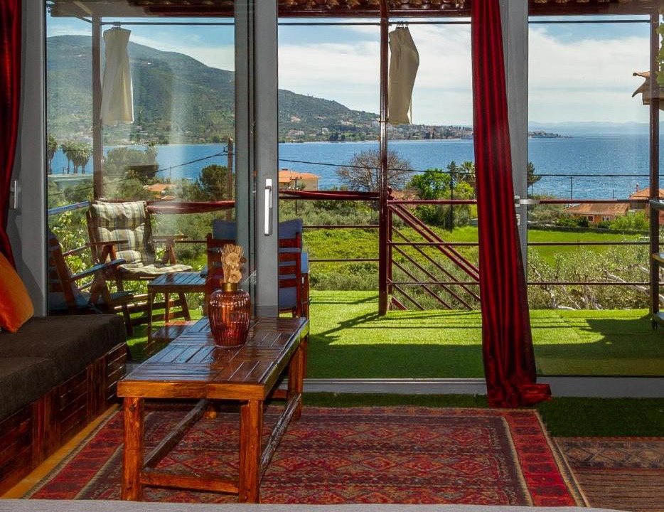 Photo of Others in Aidhipsos