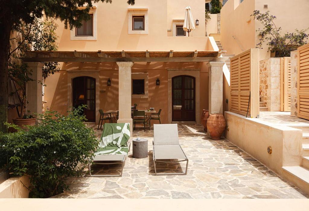 Photo of Patio Balcony in Kapsaliana