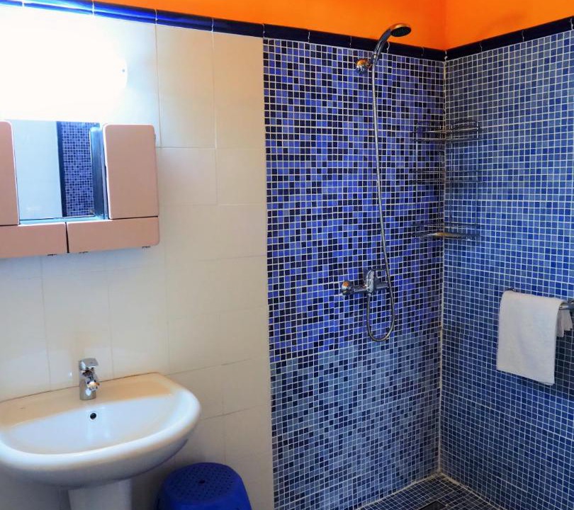 Photo of Bathroom in Piskokefalon