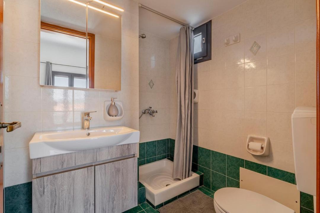 Photo of Bathroom in Plaka
