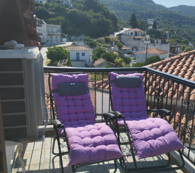 Photo of Patio Balcony in Glossa