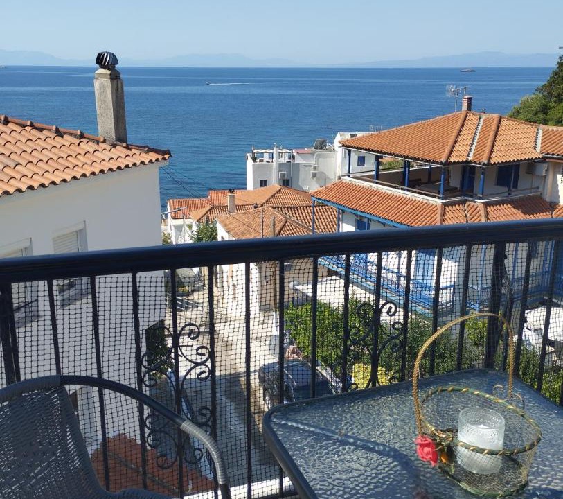 Photo of Patio Balcony in Glossa