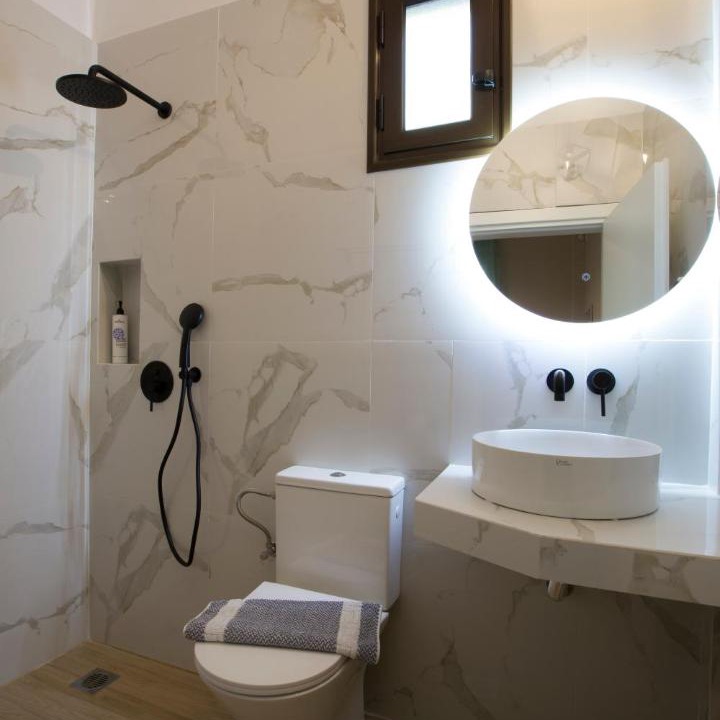 Photo of Bathroom in Loutra Edipsou