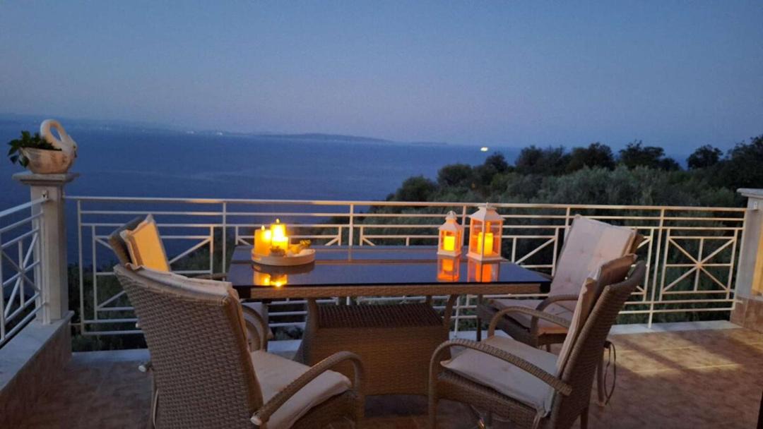 Photo of Patio Balcony in Livadi