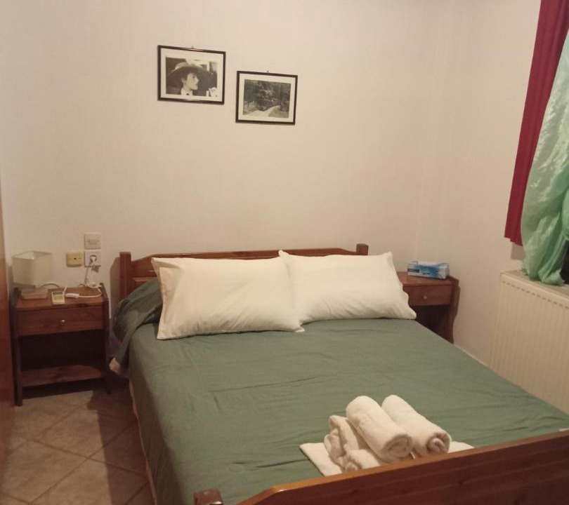 Photo of Bedroom in Glossa