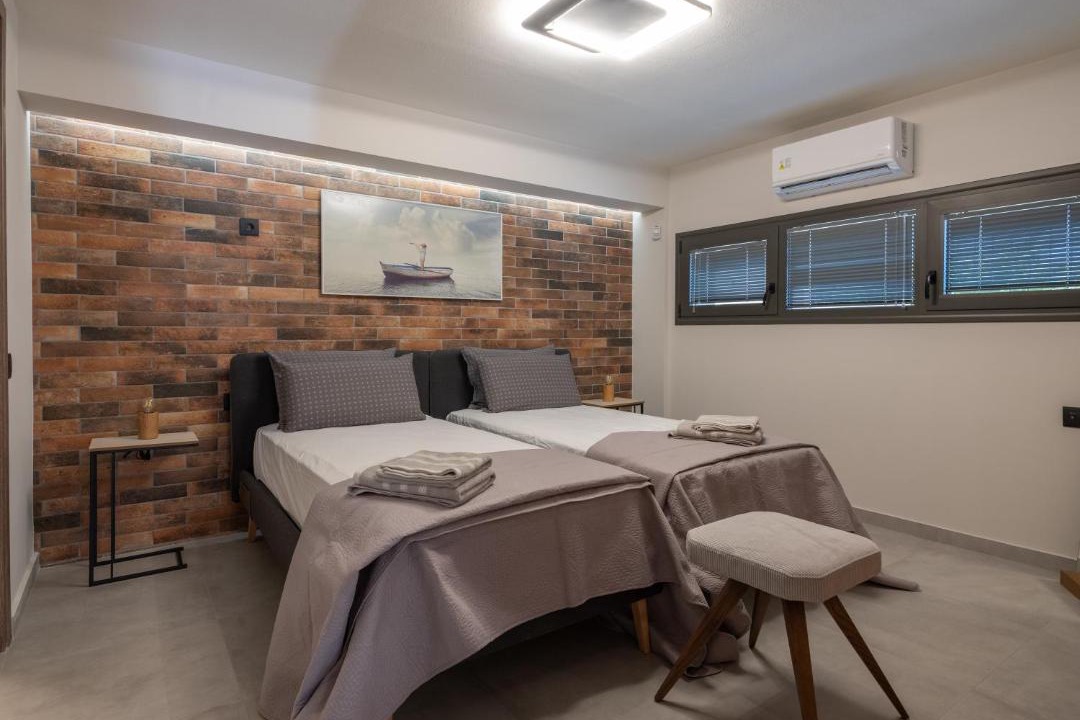 Photo of Others in Archanes