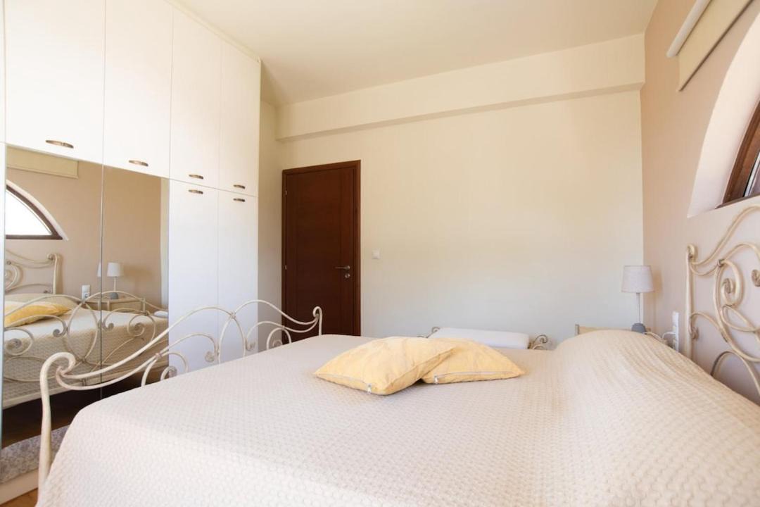 Photo of Bedroom in Anatoli