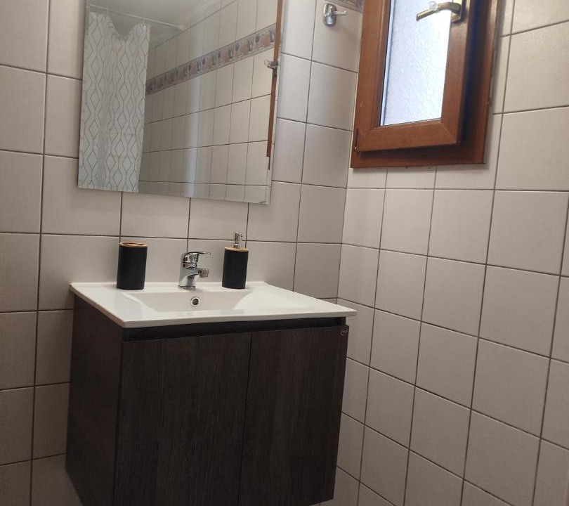 Photo of Bathroom in Agios Ioannis