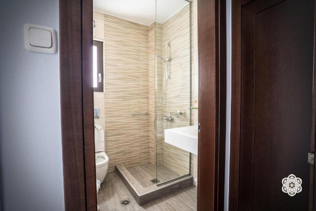 Photo of Bathroom in Igoumenitsa
