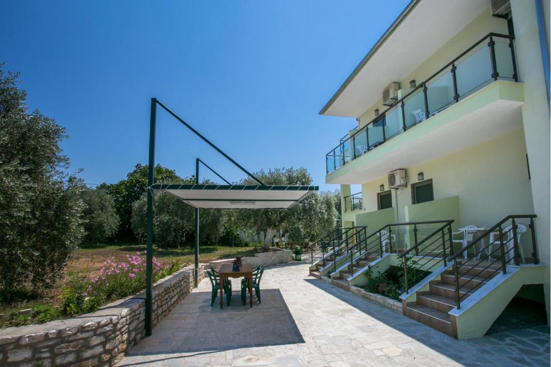 Photo of Patio Balcony in Astris