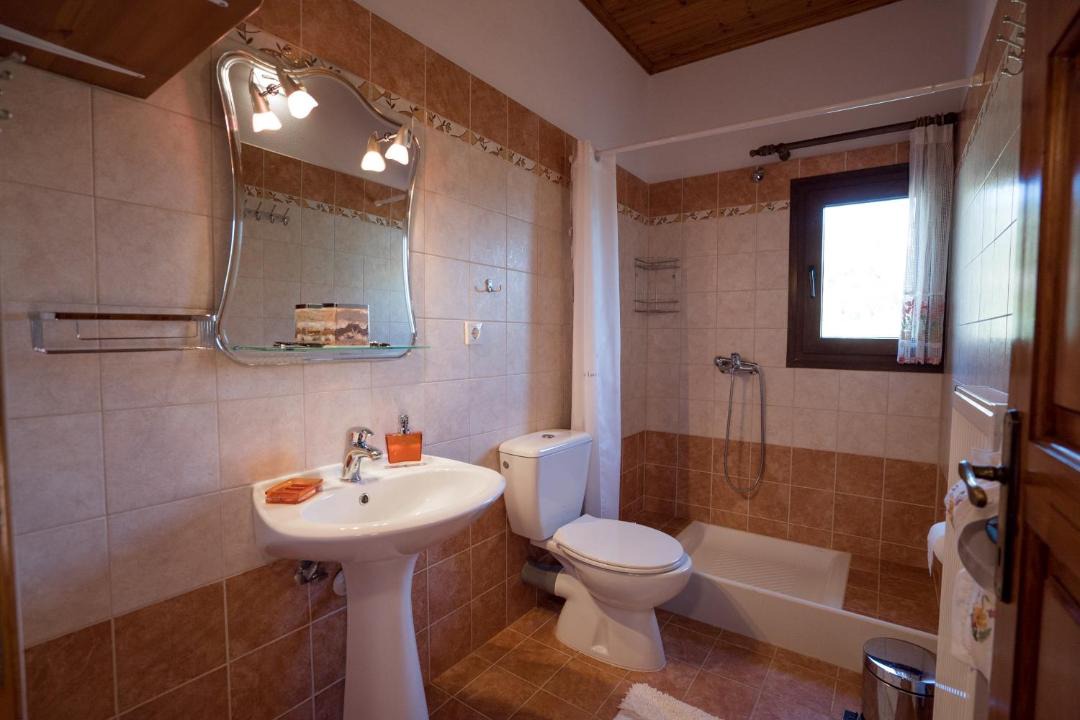 Photo of Bathroom in Trikeri