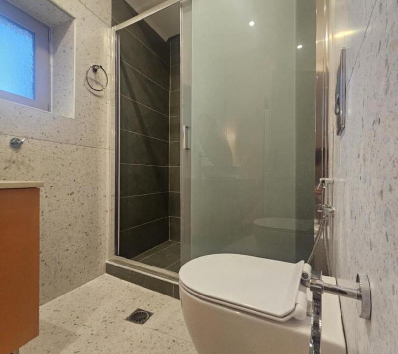 Photo of Bathroom in Laranion