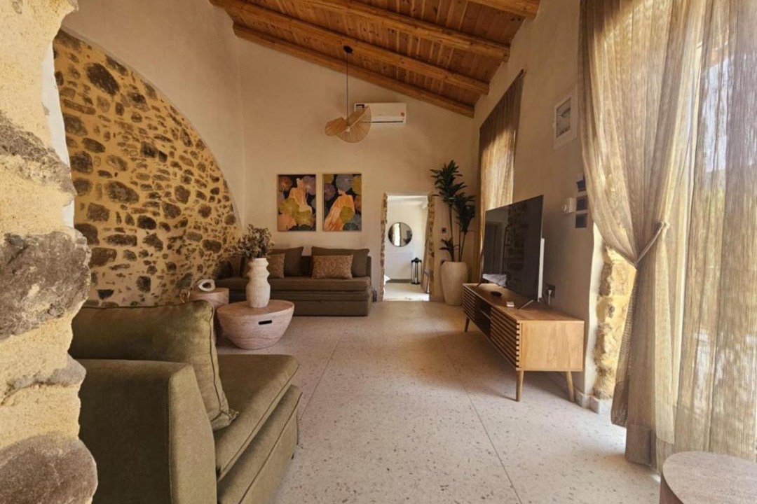 Photo of Others in Laranion