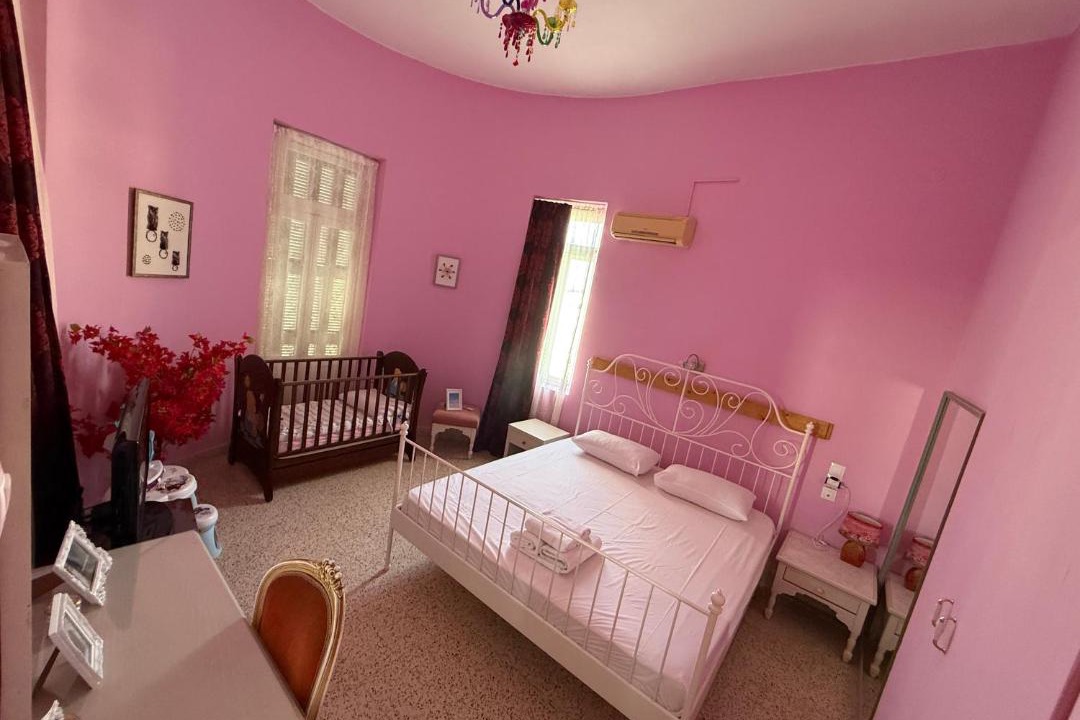 Photo of Bedroom in Petaloudes