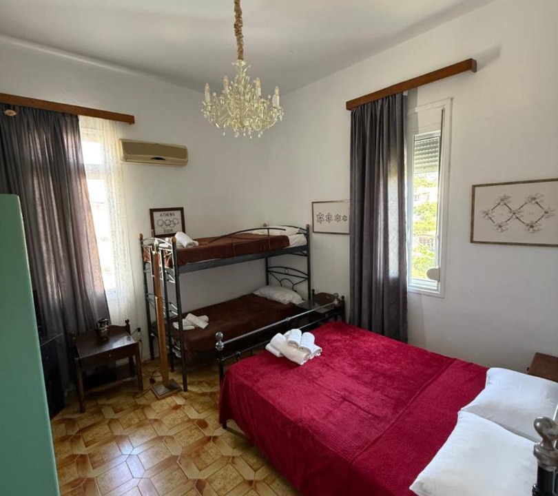 Photo of Bedroom in Petaloudes