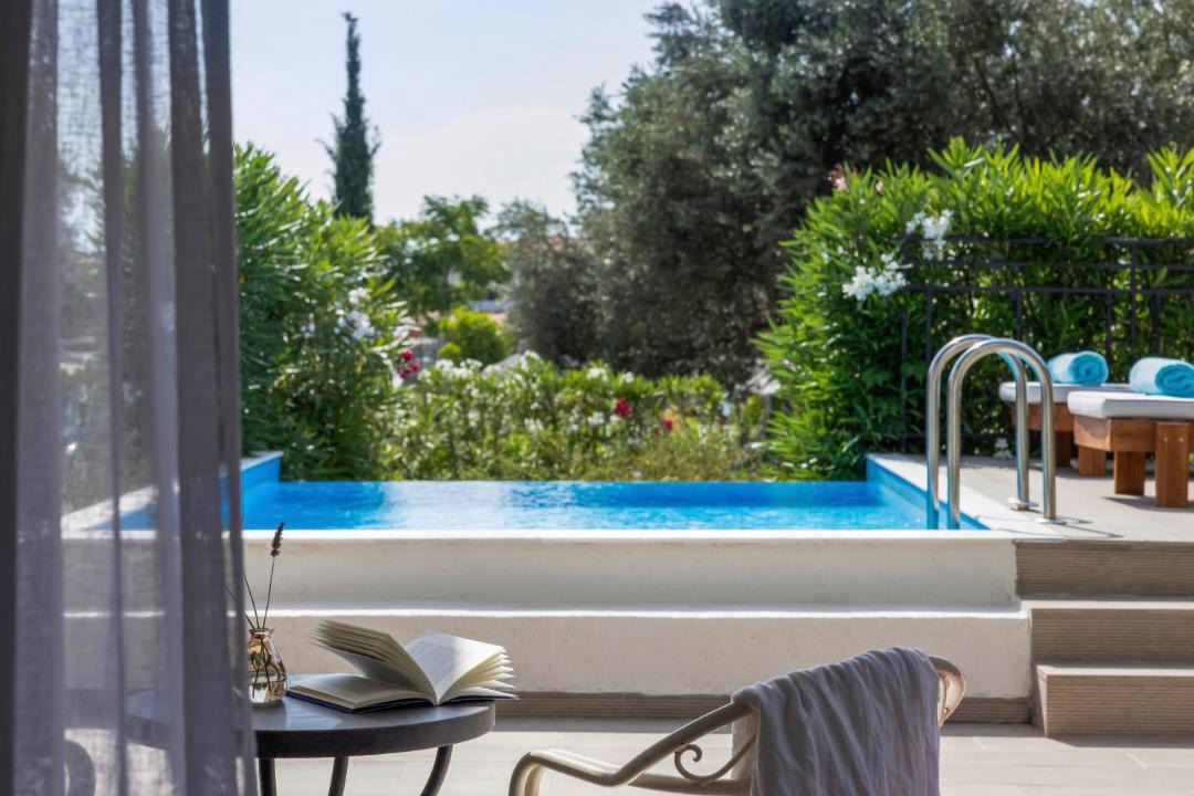 Photo of Others in Eretria