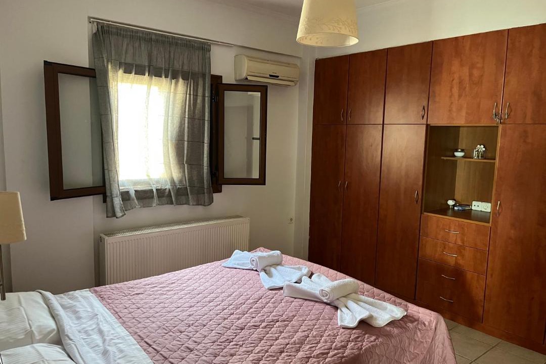 Photo of Bedroom in Menidion