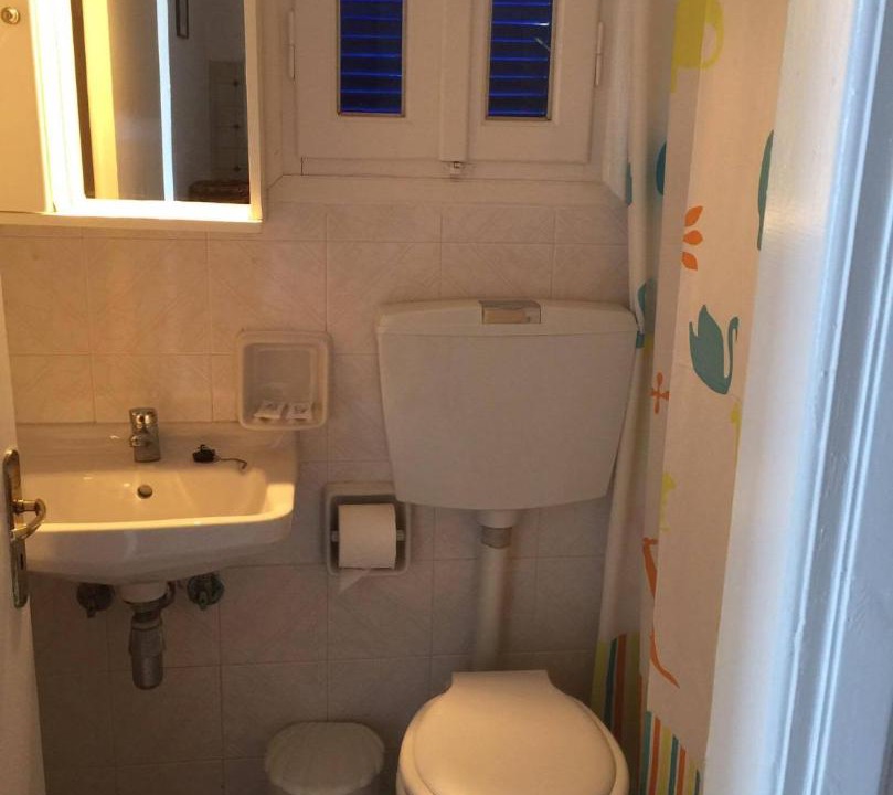 Photo of Bathroom in Kioni