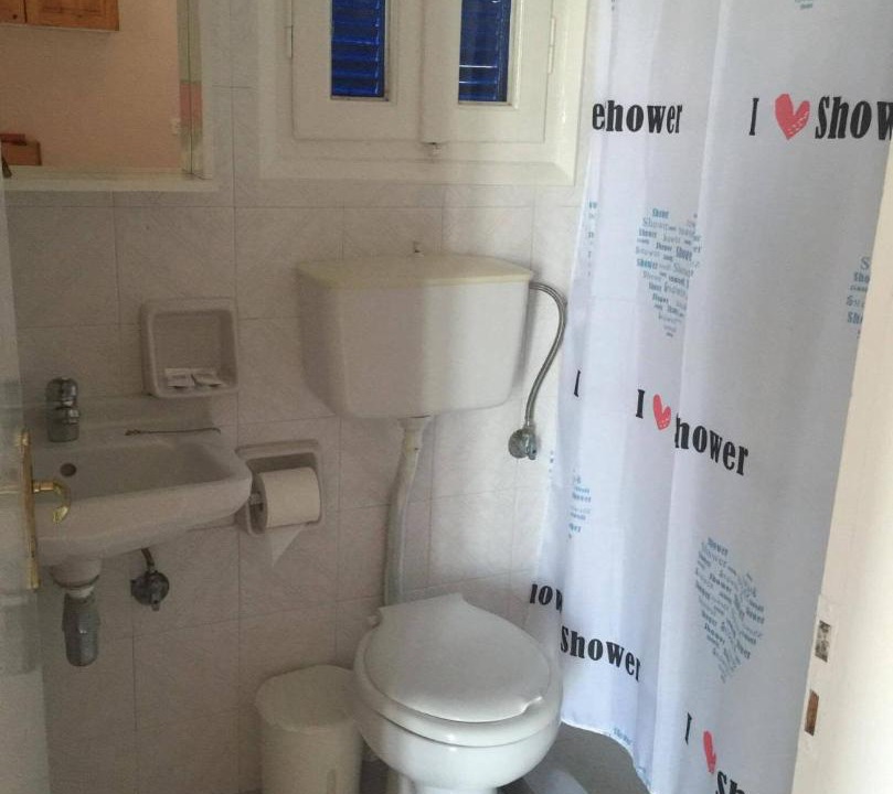 Photo of Bathroom in Kioni