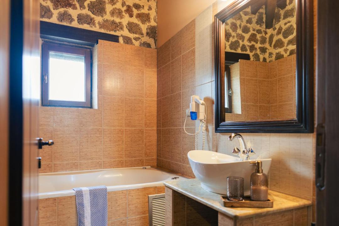 Photo of Bathroom in Mesaia Trikala