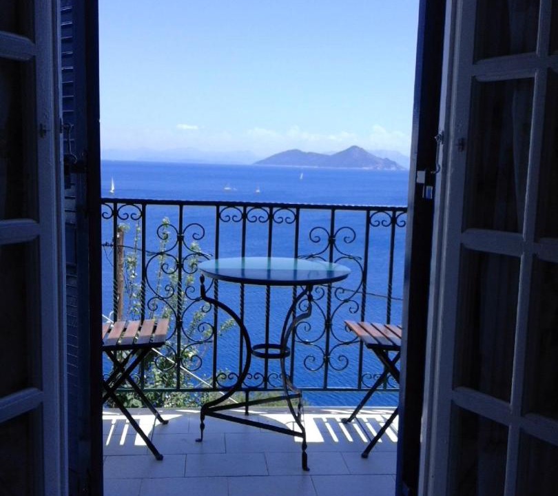 Photo of Patio Balcony in Kioni