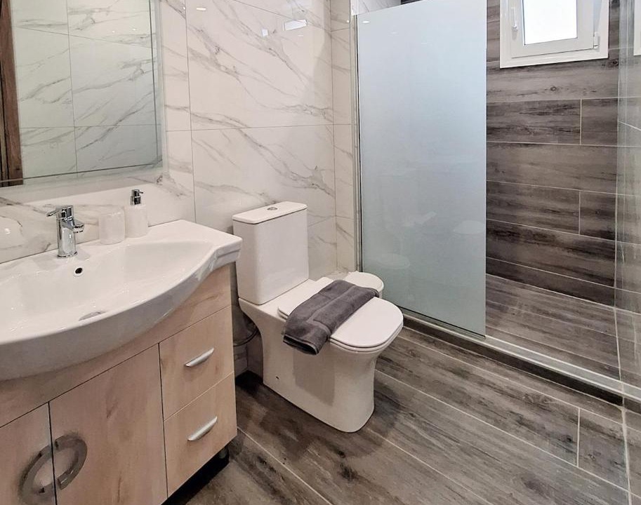 Photo of Bathroom in Old Quarter