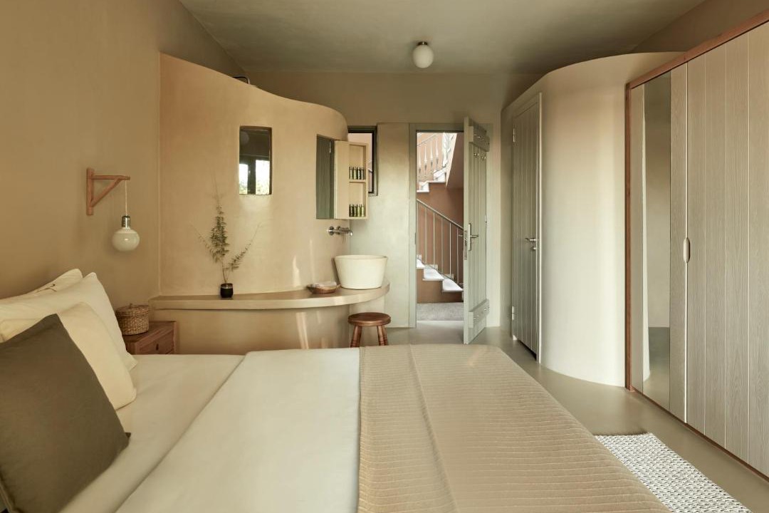 Photo of Others in Lourdata