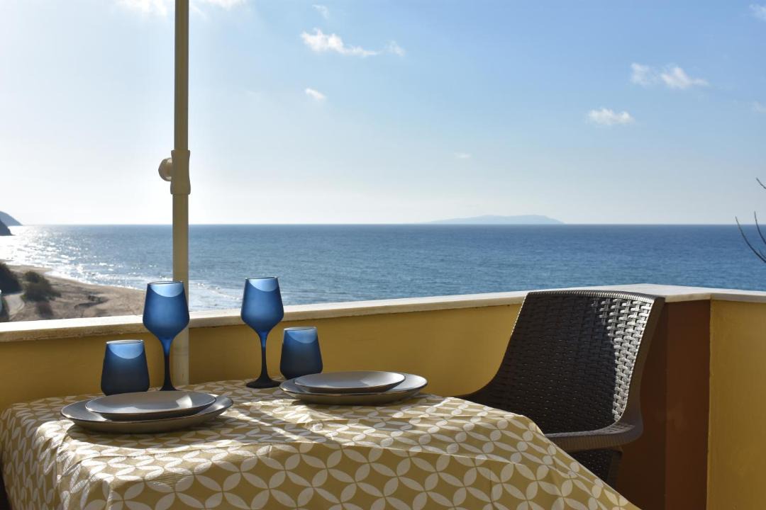 Photo of Patio Balcony in Gardenos