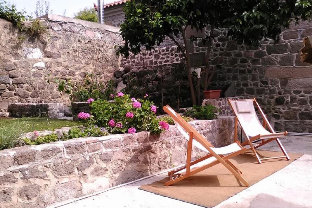 Photo of Patio Balcony in Mithimna