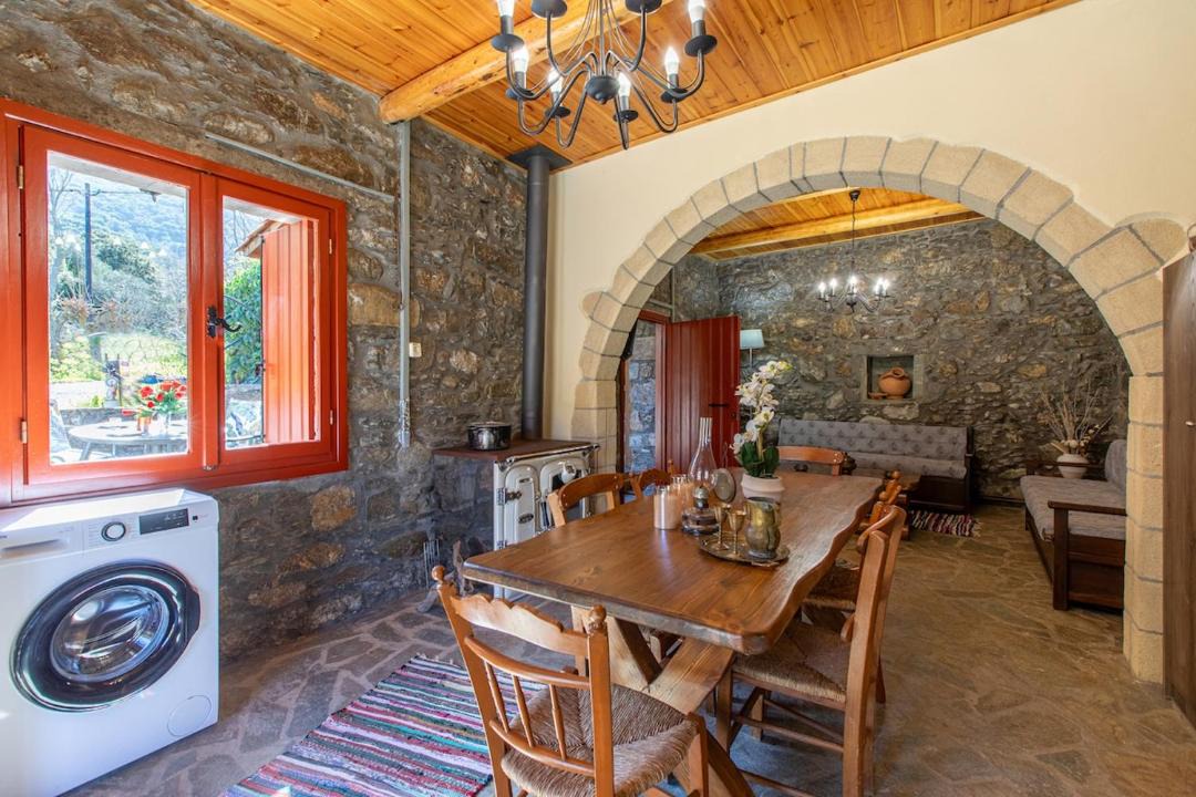 Photo of Kitchen in Agía Eiríni