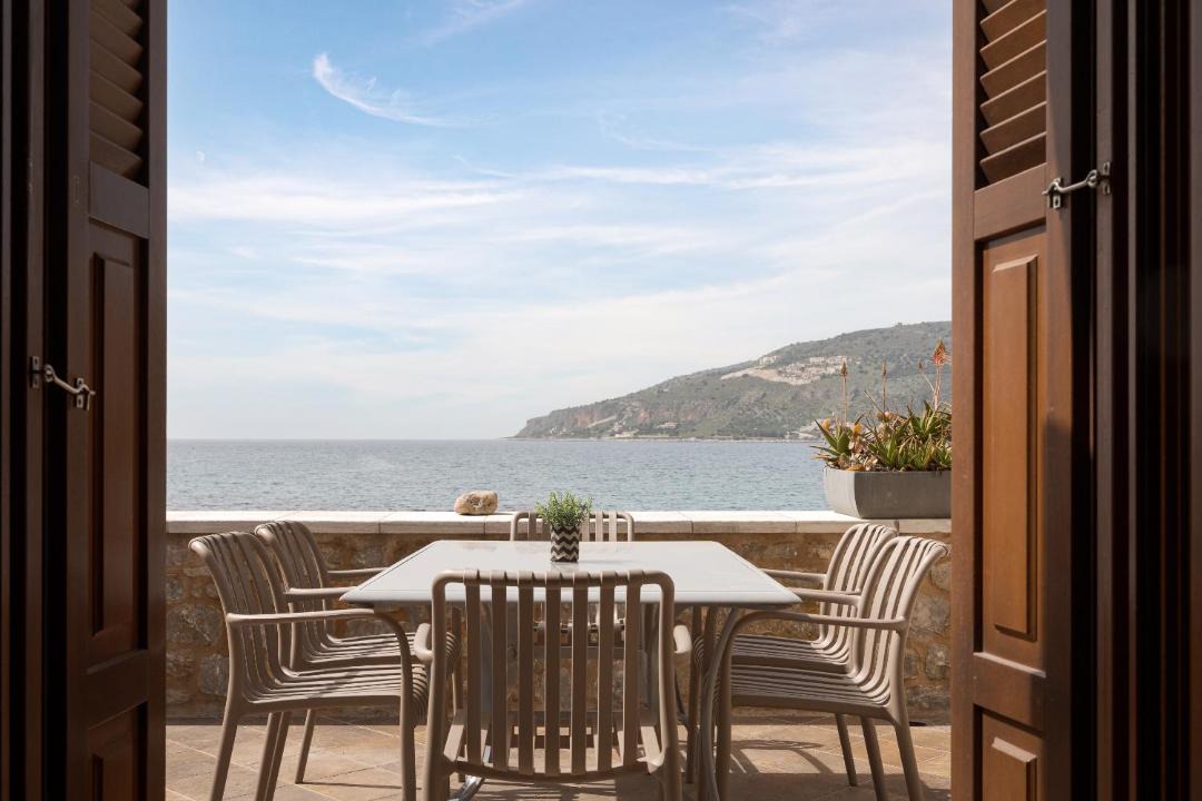 Photo of Patio Balcony in Neo Itilo