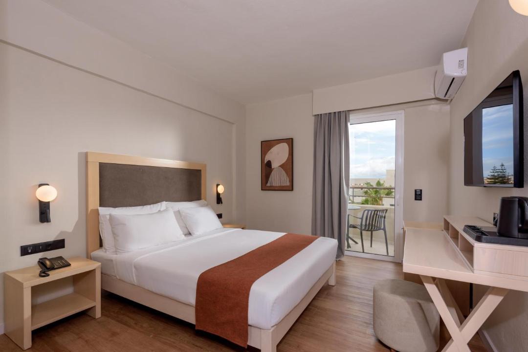 Photo of Bedroom in Adelianos Kampos