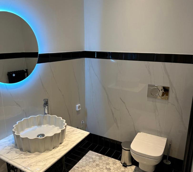 Photo of Bathroom in Exarhia