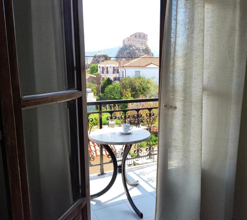 Photo of Patio Balcony in Petra