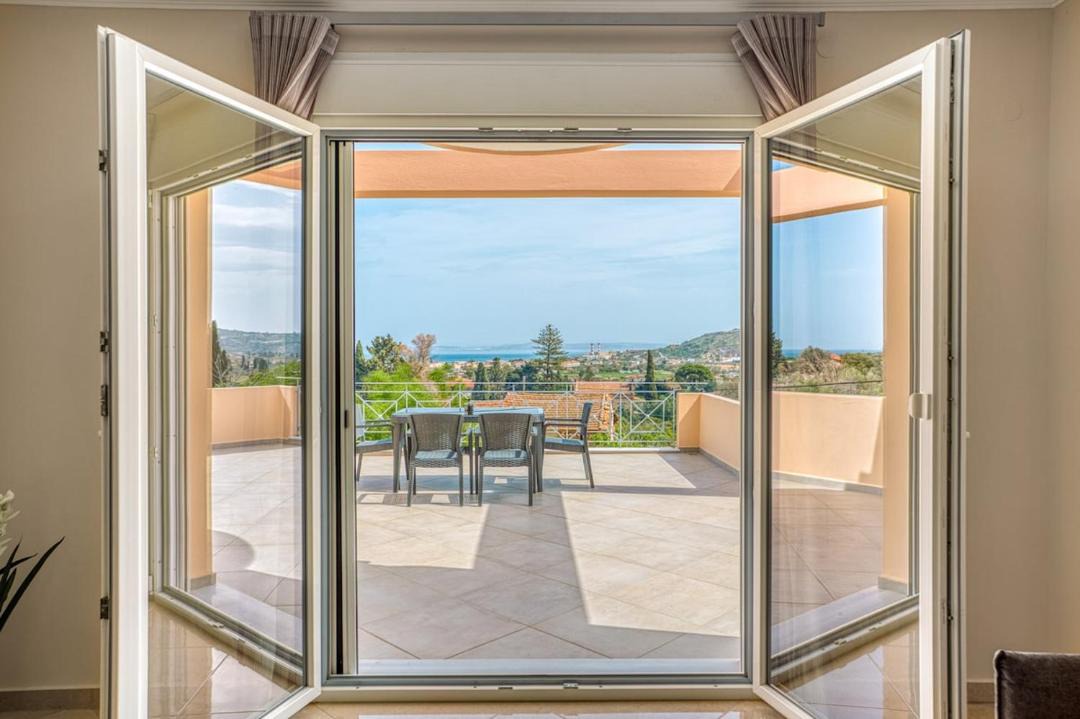 Photo of Patio Balcony in Kambos